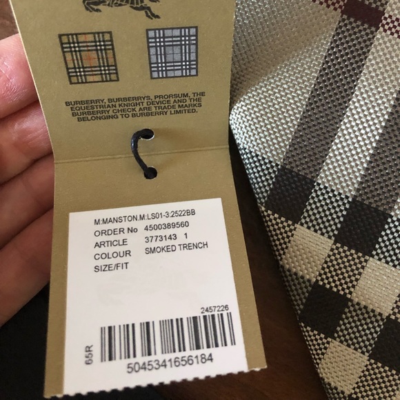 NWT Men’s BURBERRY LONDON Smoked Trench Silk Tie - Picture 10 of 10